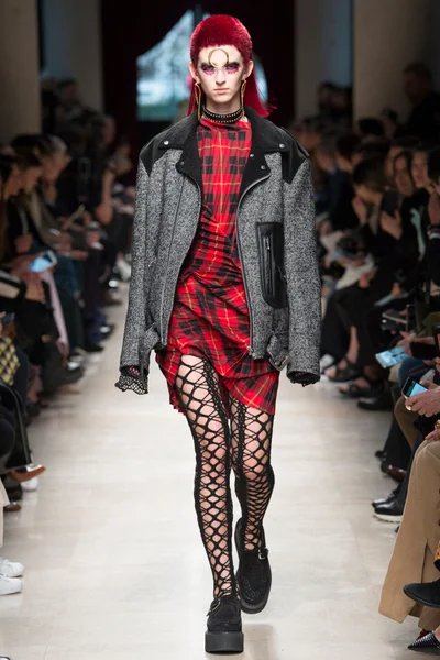Look 36